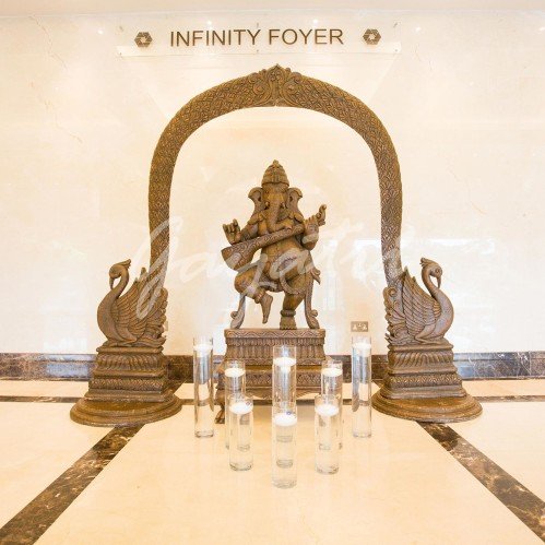 Infinity Foyer decor